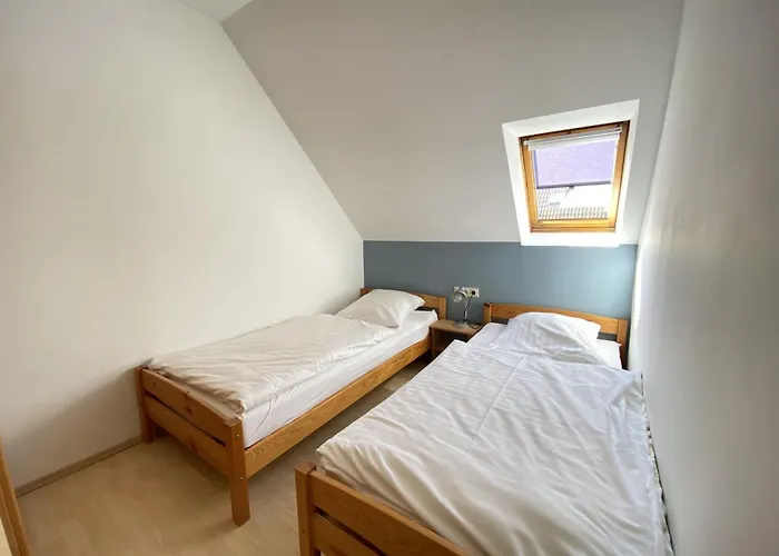 26 بيت للعطل